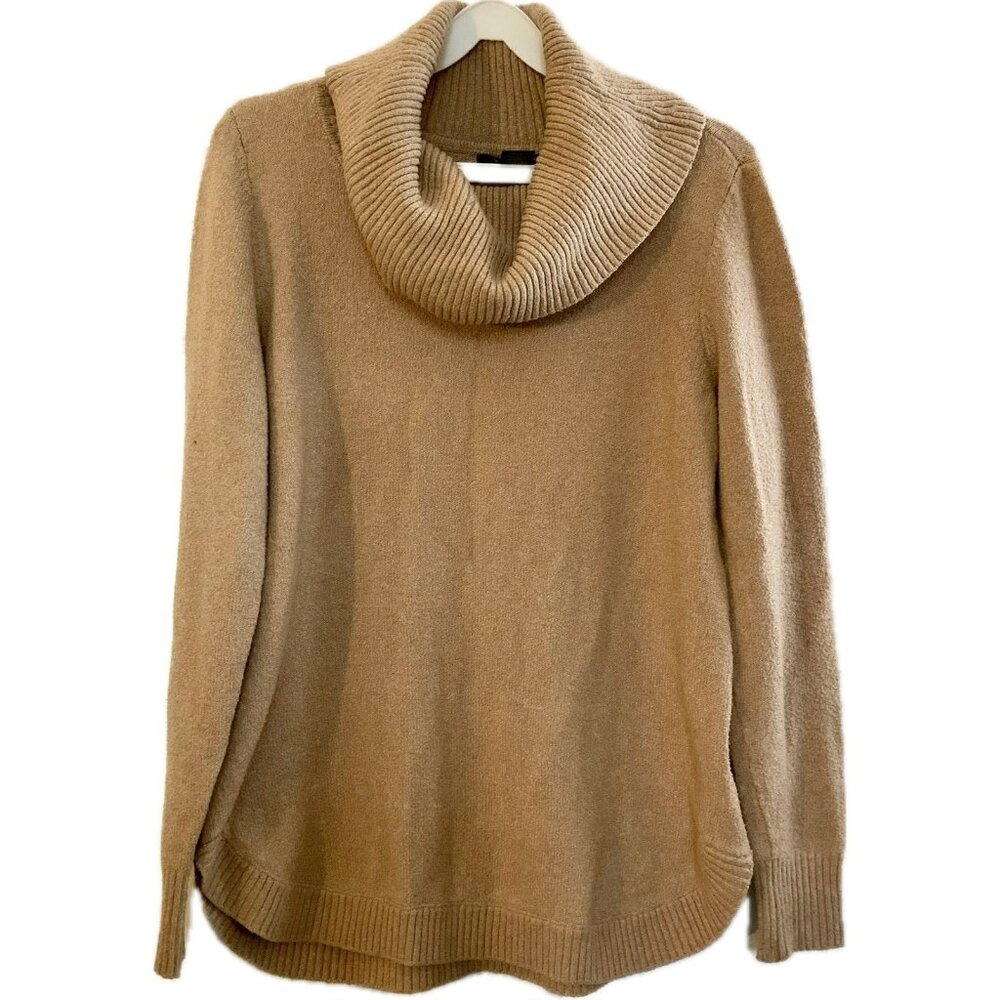 Tahari Women’s Medium Sweater Camel Turtleneck Cowl Neck Soft Cozy Stretchy